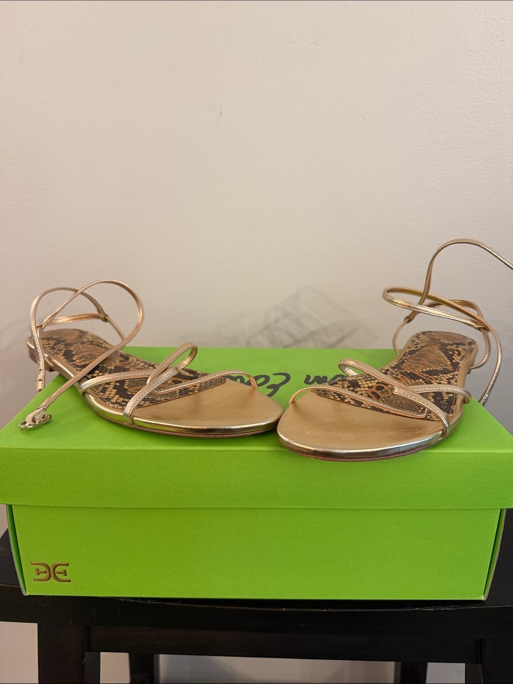 Sam Edelman Ellina Gold Leather Strappy Flat Sandal - size 8.5